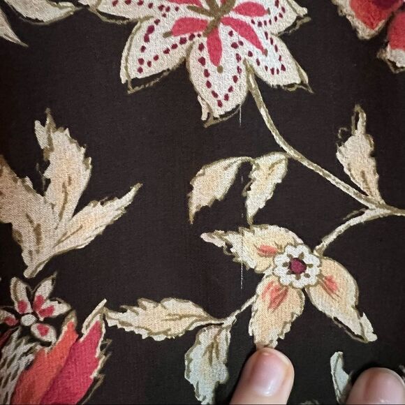 Kenneth Cole floral silk long sleeve shirt. - Picture 9 of 12